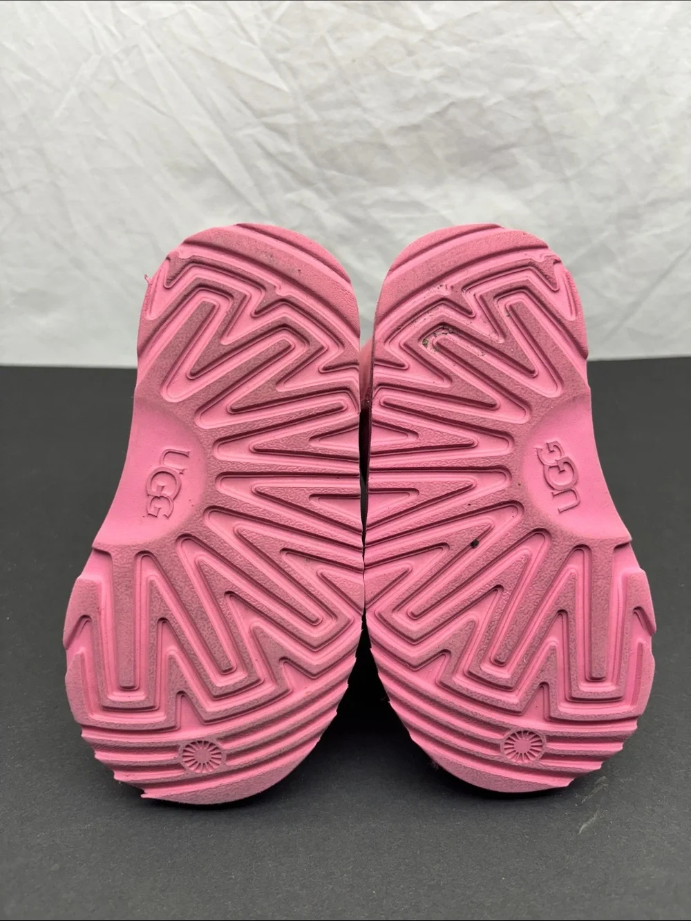 Ugg Kids Pink Suede Winter Boots - Plush Lining, SZ 8 toddler girl, box 43